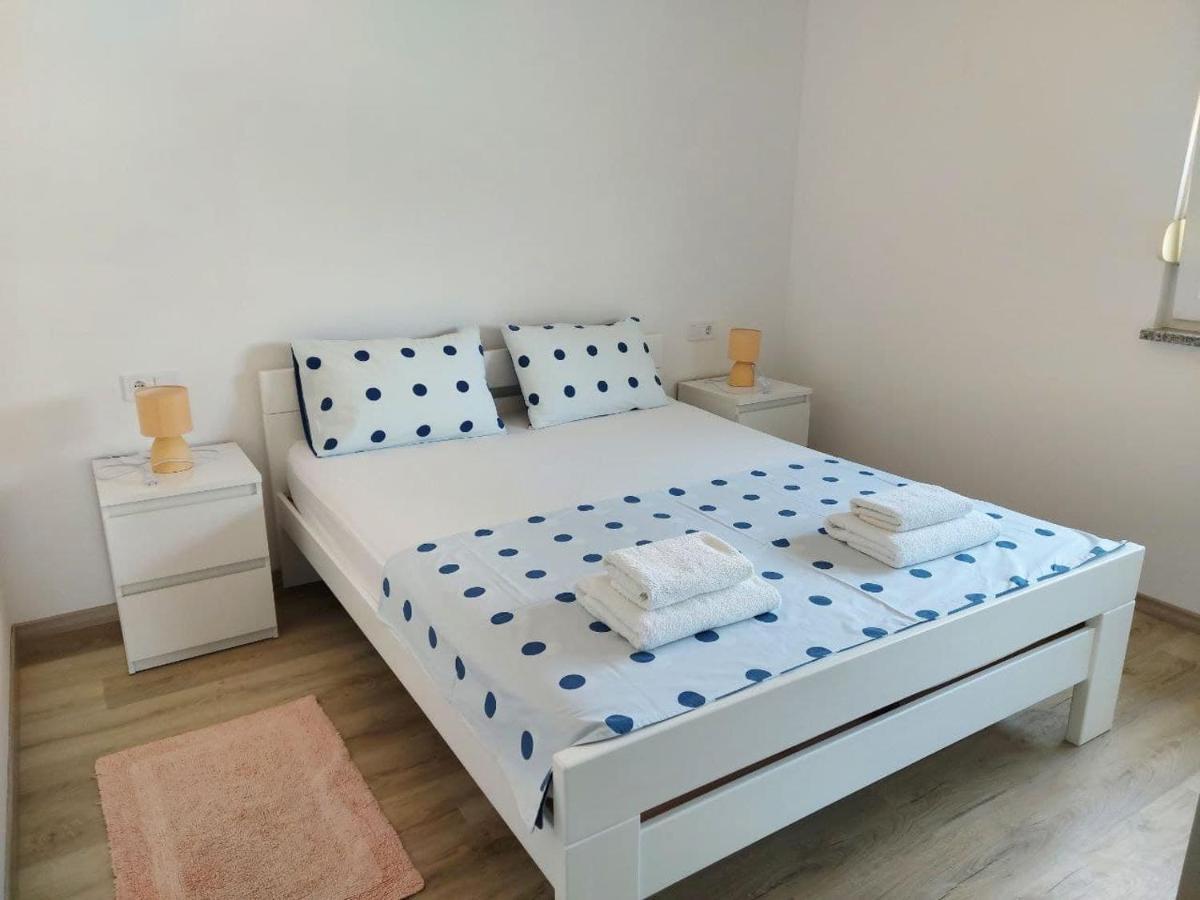 Bluegum Apartments Ližnjan Zewnętrze zdjęcie